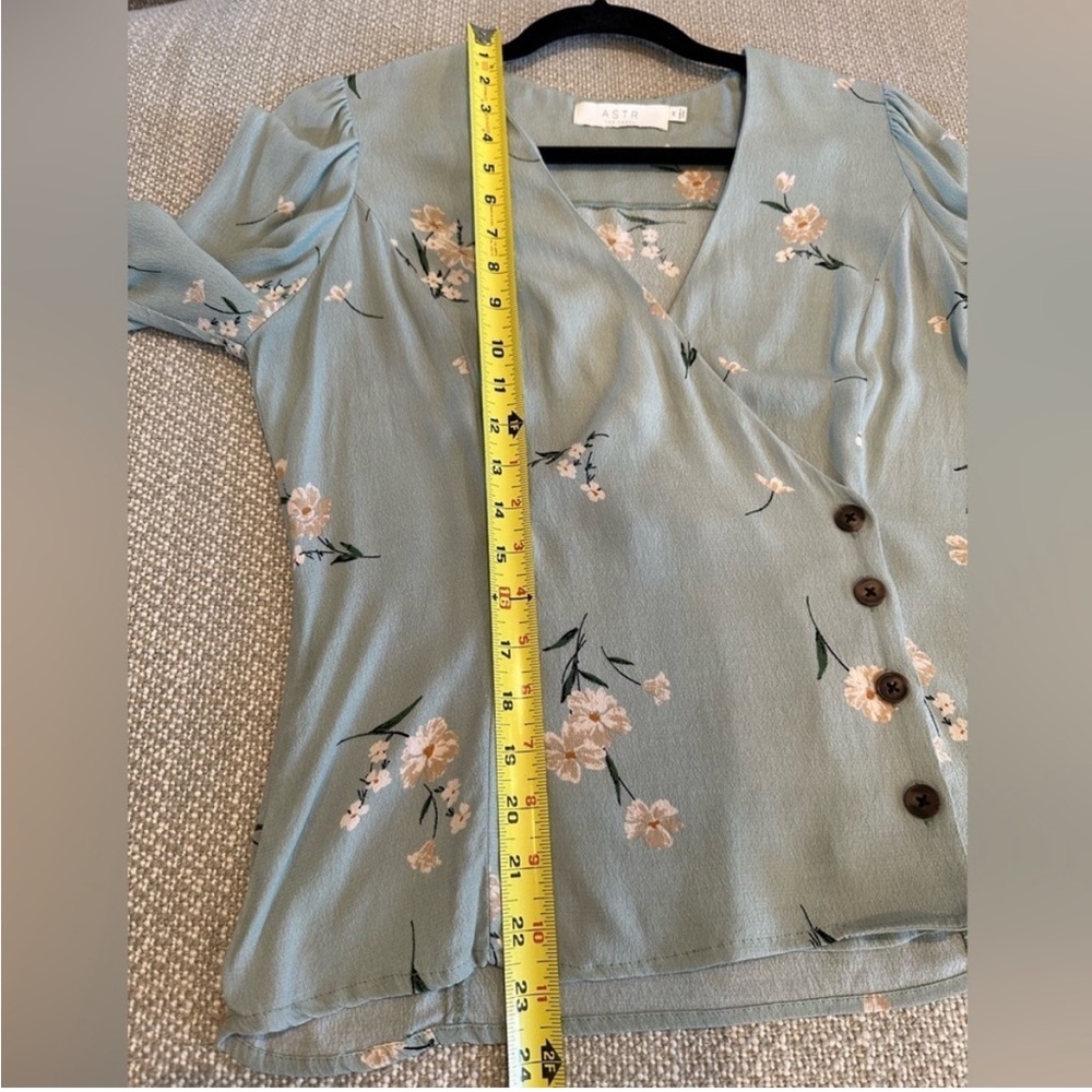 Astr Long Sleeve Blouse Women's Sage Multi Floral Side Button Blouse - Picture 8 of 16